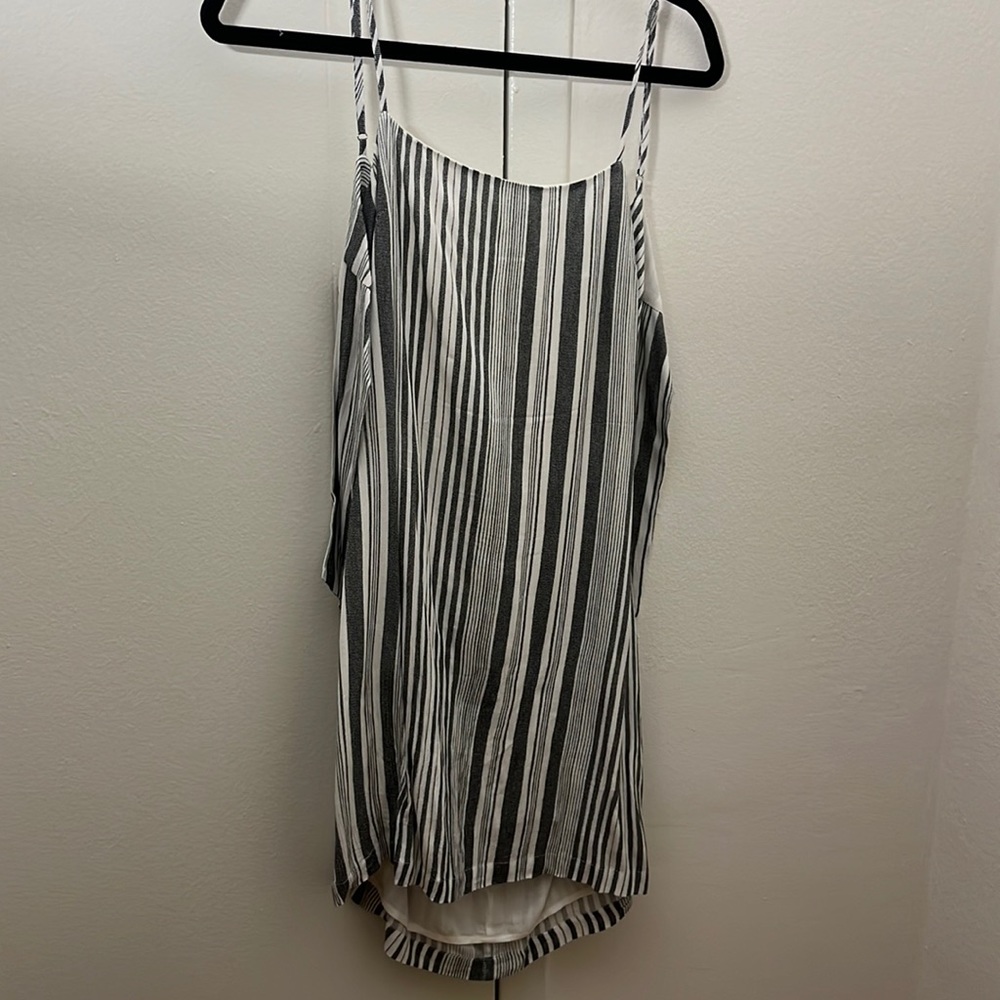 Re-named back cutout dress size M